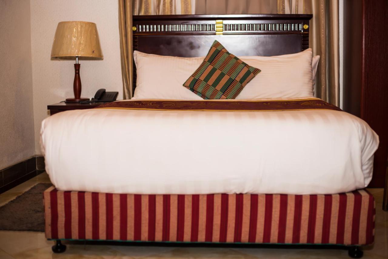 Royal Park Hotel Kumasi Zewnętrze zdjęcie